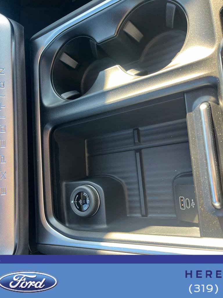 New 2026 Ford Expedition Tremor image 46