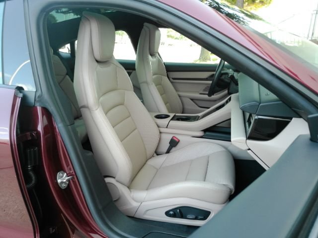 Used 2022 Porsche Taycan RWD image 21