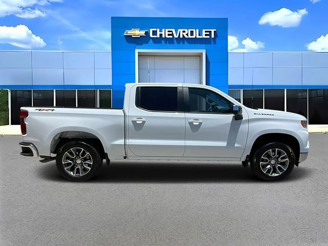 Used 2023 Chevrolet Silverado 1500 LT AWD/4WD image 2