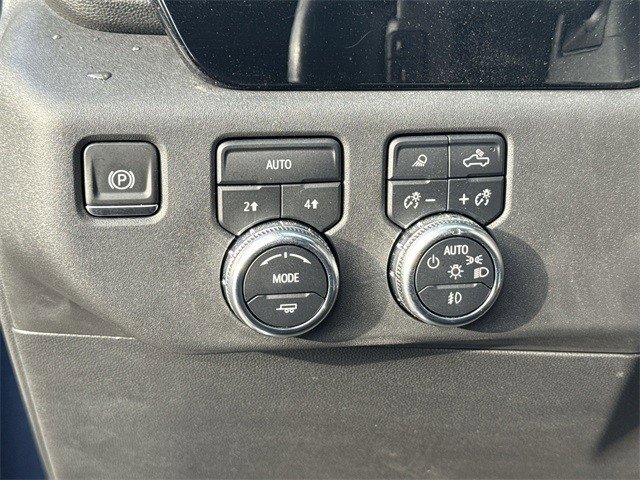 Used 2022 GMC Sierra 1500 SLT w/ SLT Convenience Package image 39