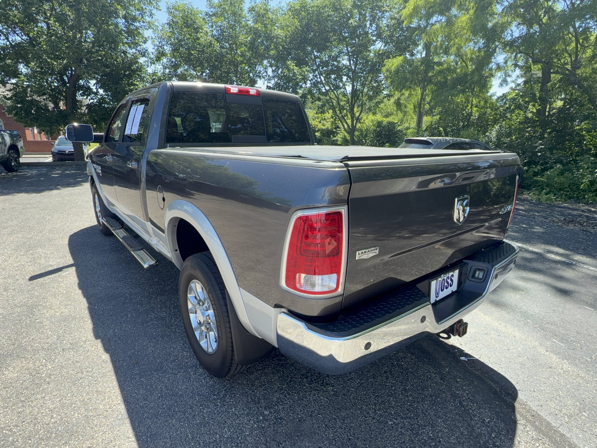 Used 2014 RAM 2500 Laramie AWD/4WD image 5