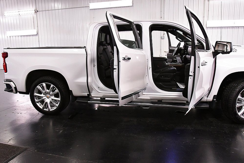 Used 2023 Chevrolet Silverado 1500 High Country w/ High Country Premium Package image 34