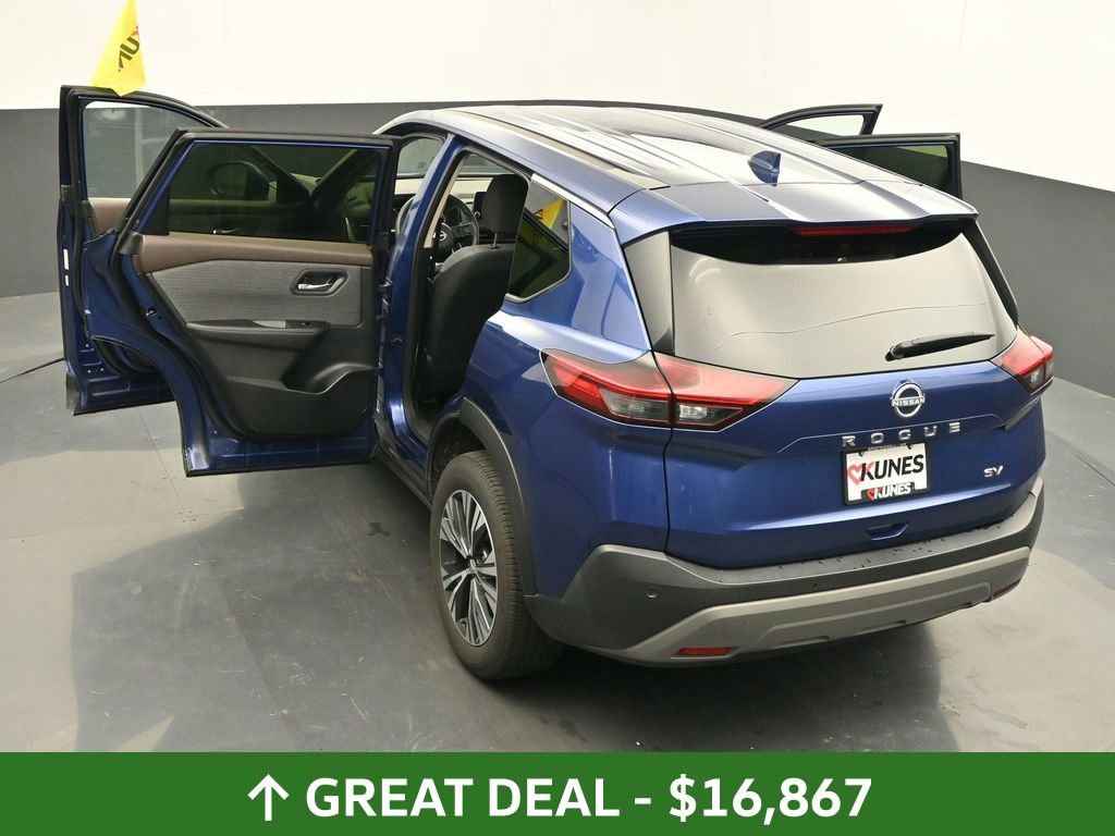Used 2023 Nissan Rogue SV image 63