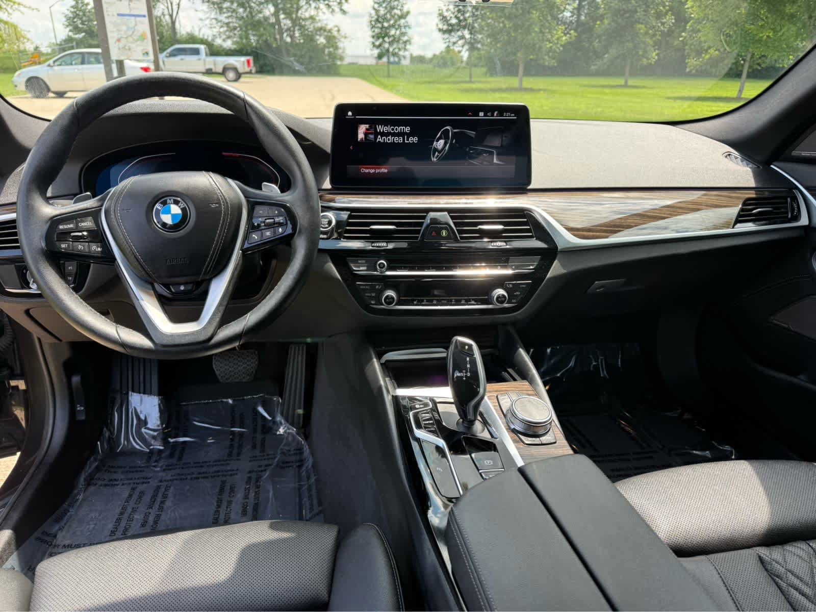 Used 2023 BMW 530i xDrive w/ Premium Package AWD/4WD image 13