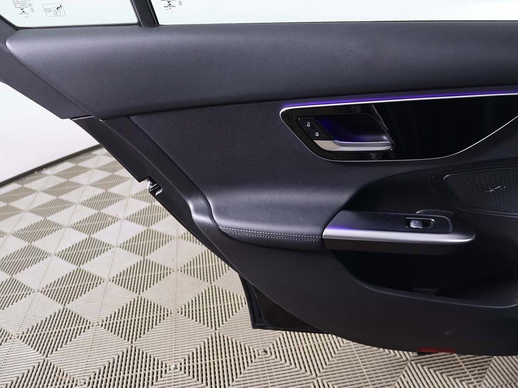 Used 2023 Mercedes-Benz C 300 C 300 image 24