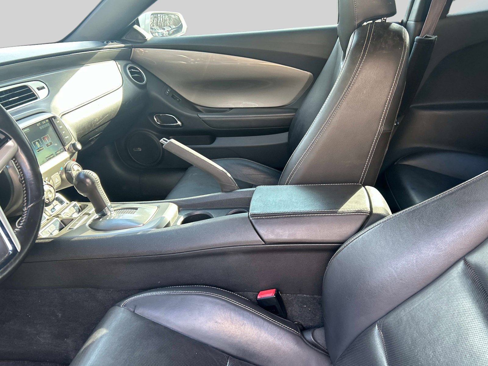 Used 2015 Chevrolet Camaro SS image 15