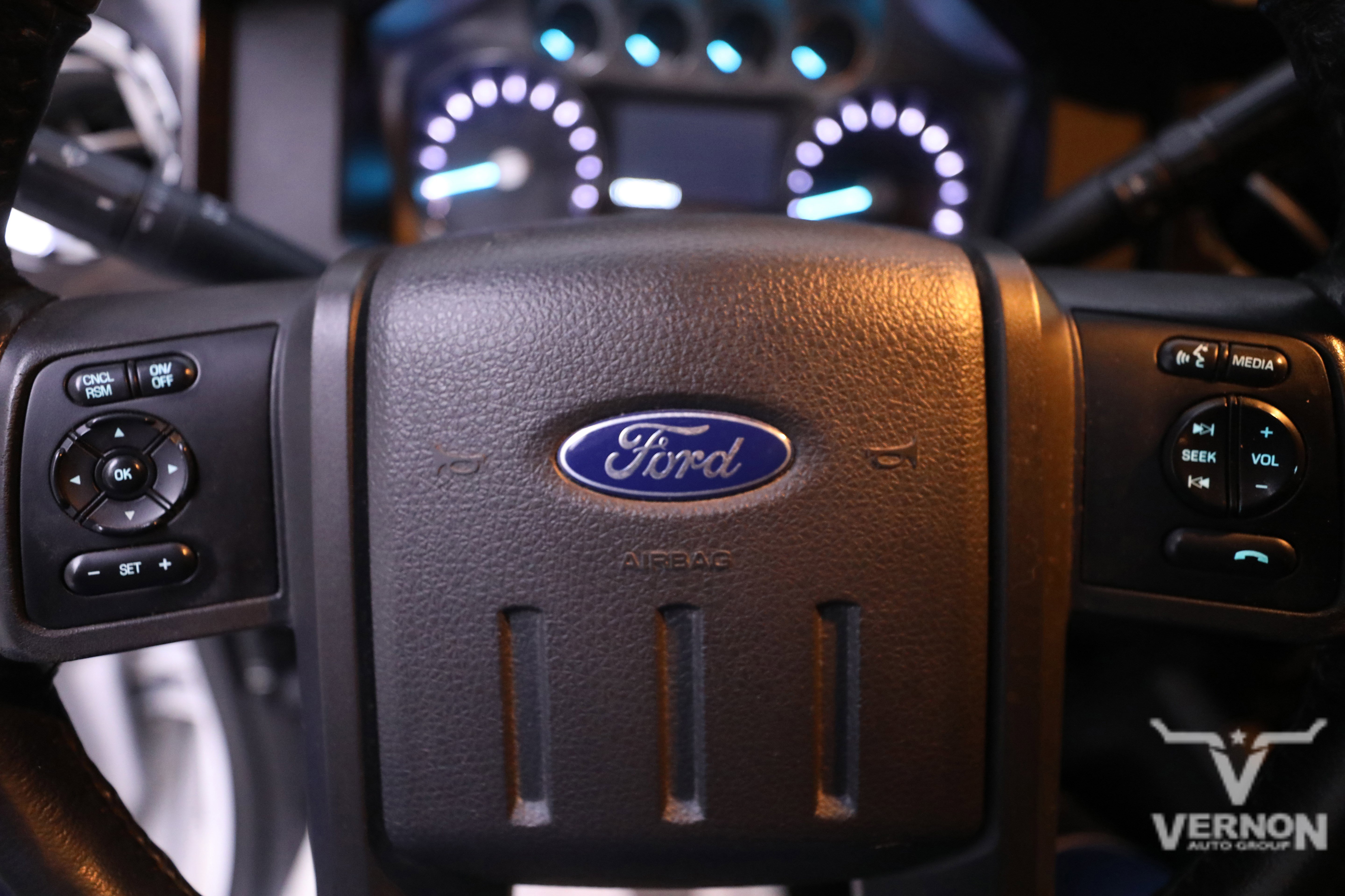 Used 2014 Ford F250 Platinum w/ FX4 Off-Road Package image 23