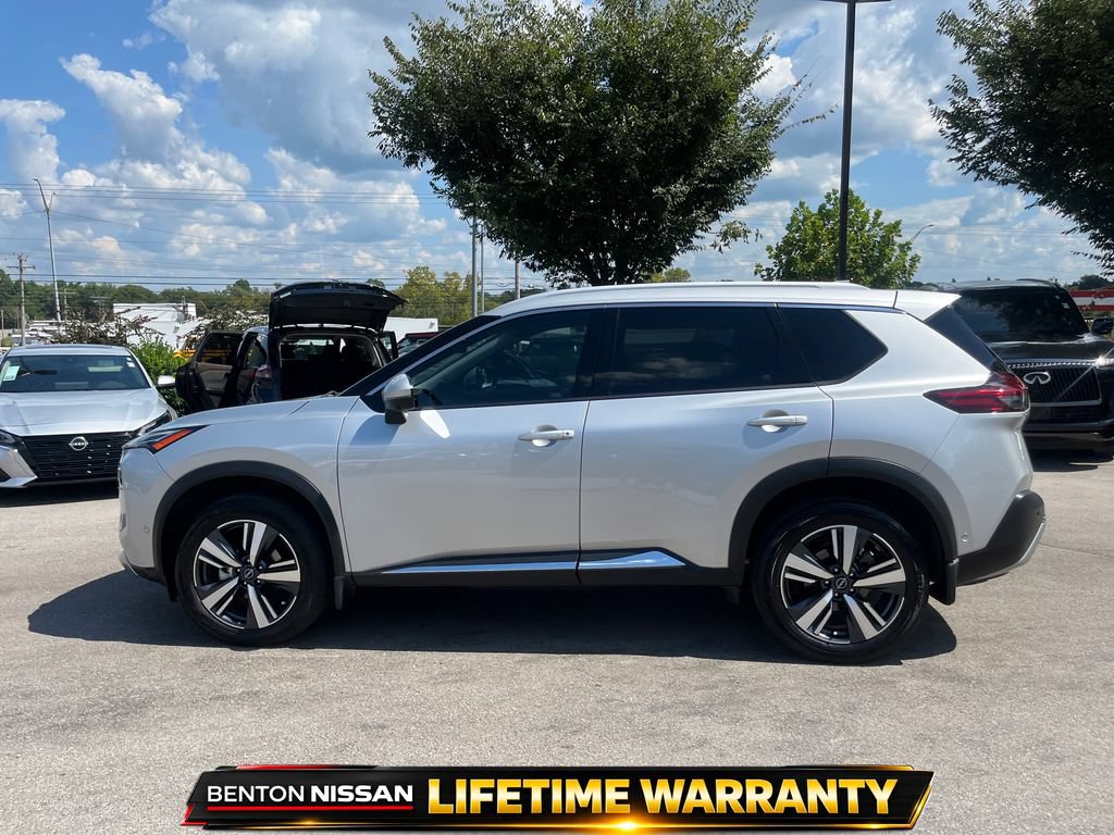 Used 2023 Nissan Rogue Platinum w/ Platinum Premium Package FWD image 5