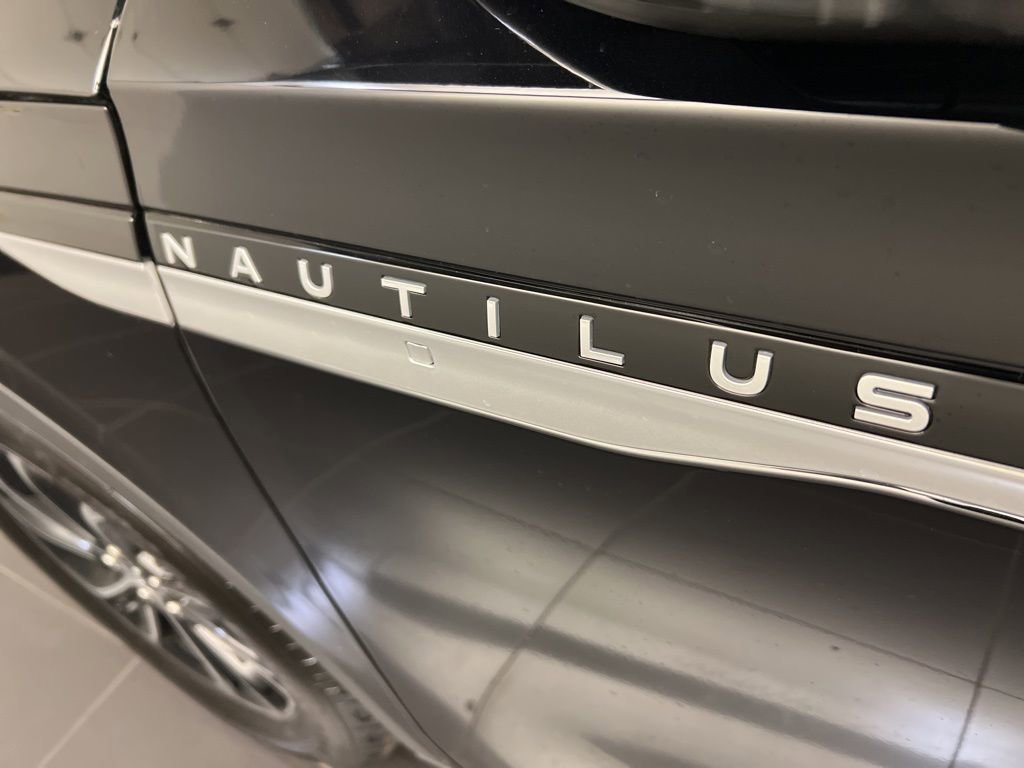Used 2026 Lincoln Nautilus Premier w/ Equipment Group 102A image 42