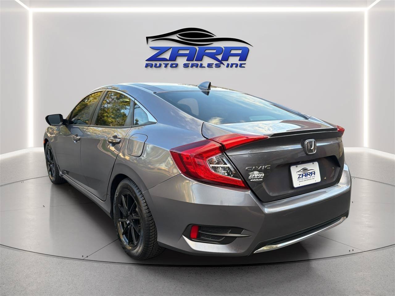 Used 2021 Honda Civic EX image 5