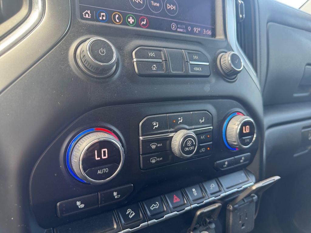 Used 2022 Chevrolet Silverado 2500 LT w/ Convenience Package image 14