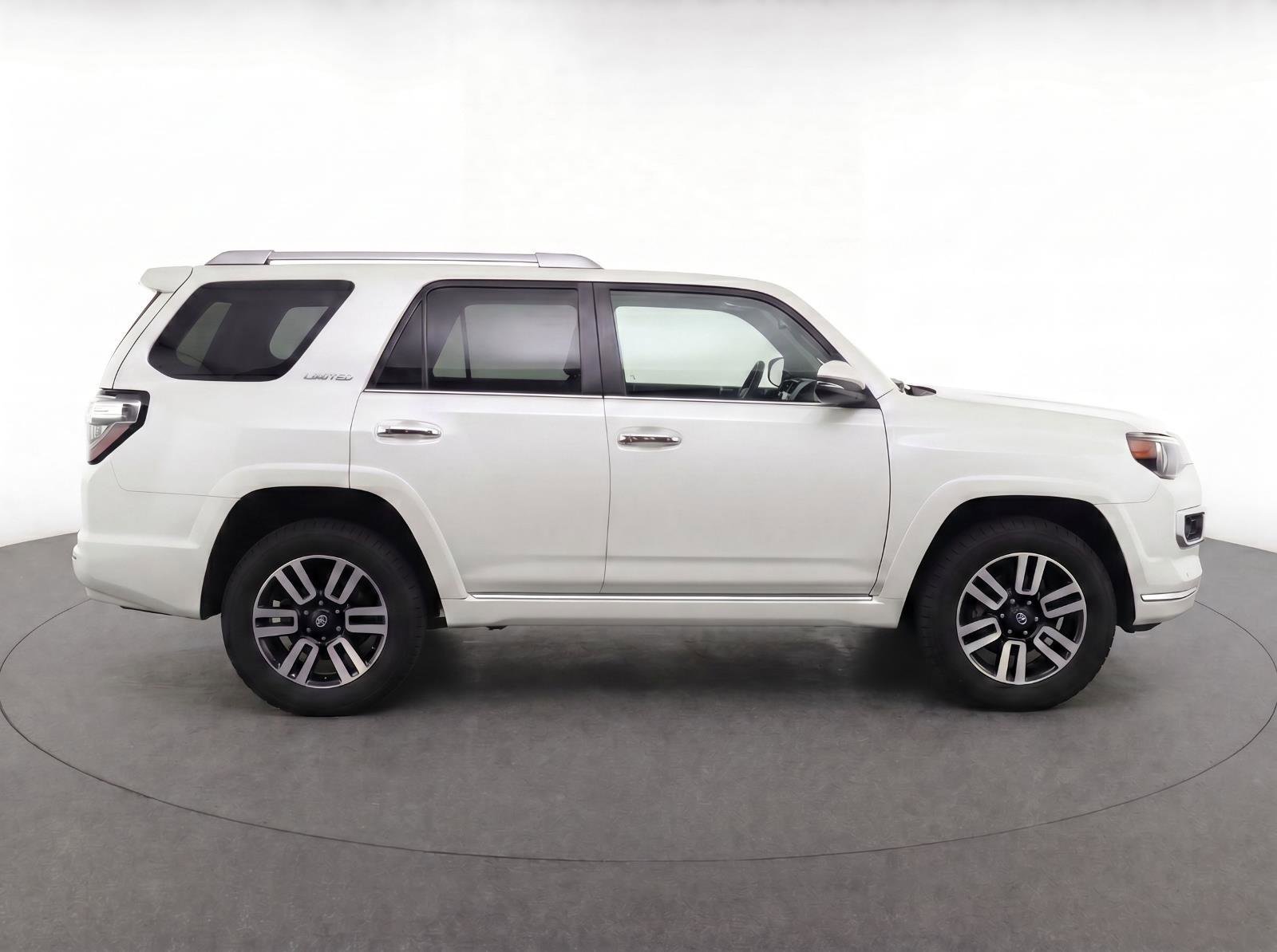 Used 2020 Toyota 4Runner Limited AWD/4WD image 8
