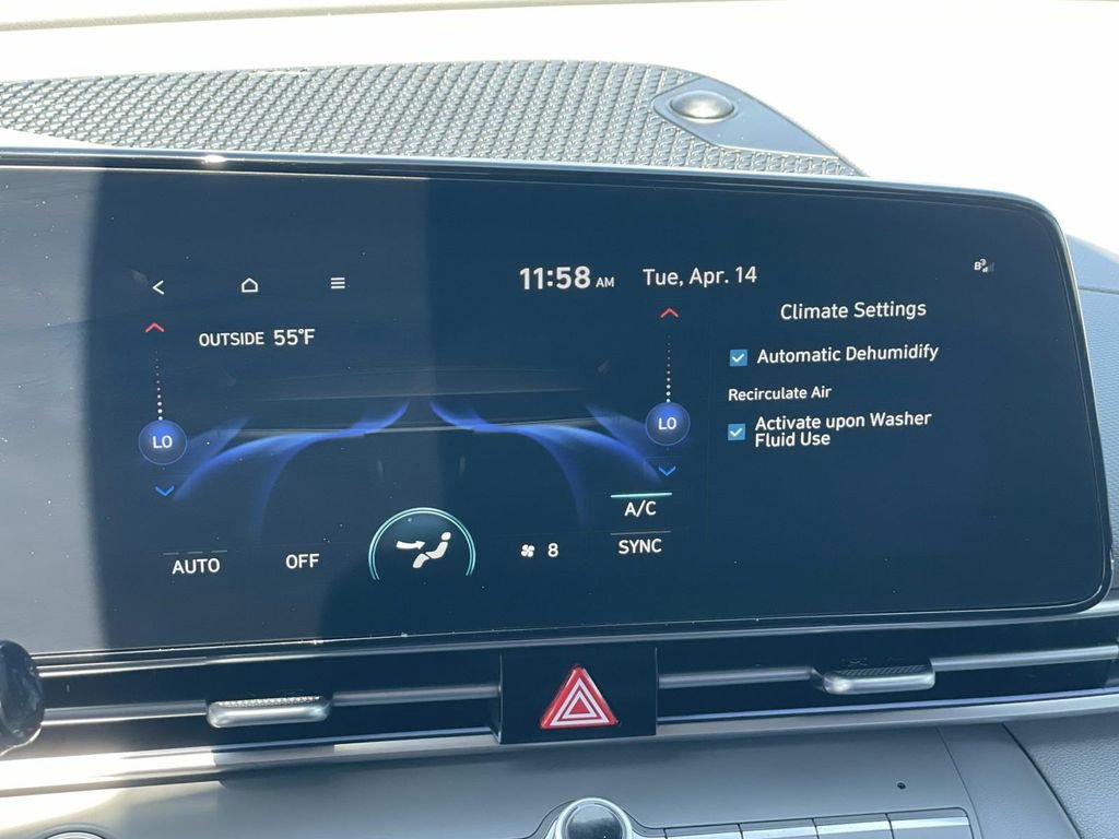 Certified 2024 Hyundai Elantra SEL FWD image 12