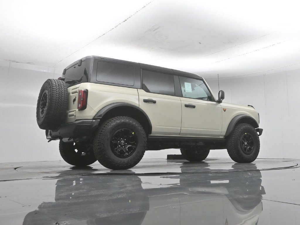 New 2026 Ford Bronco Badlands w/ Wildtrak Package AWD/4WD image 48