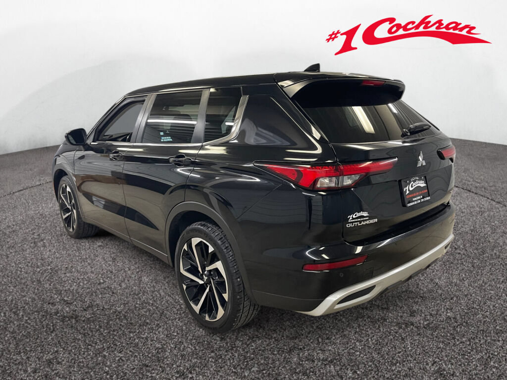 Used 2024 Mitsubishi Outlander SE FWD image 25