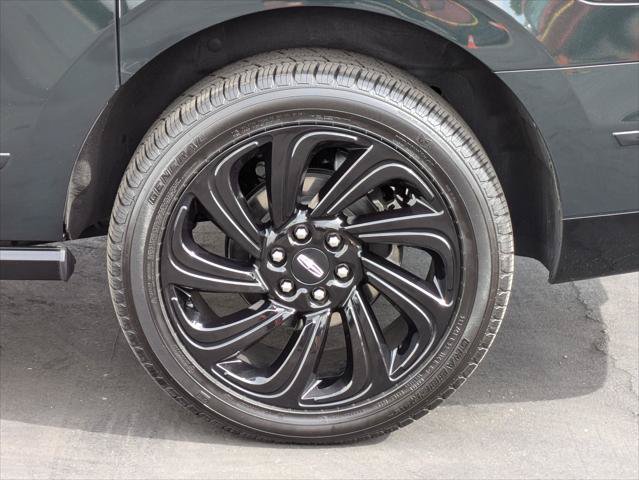 New 2023 Lincoln Navigator L Black Label AWD/4WD image 9