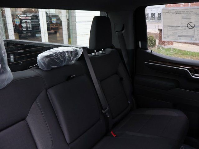 New 2026 GMC Sierra 1500 Elevation image 11