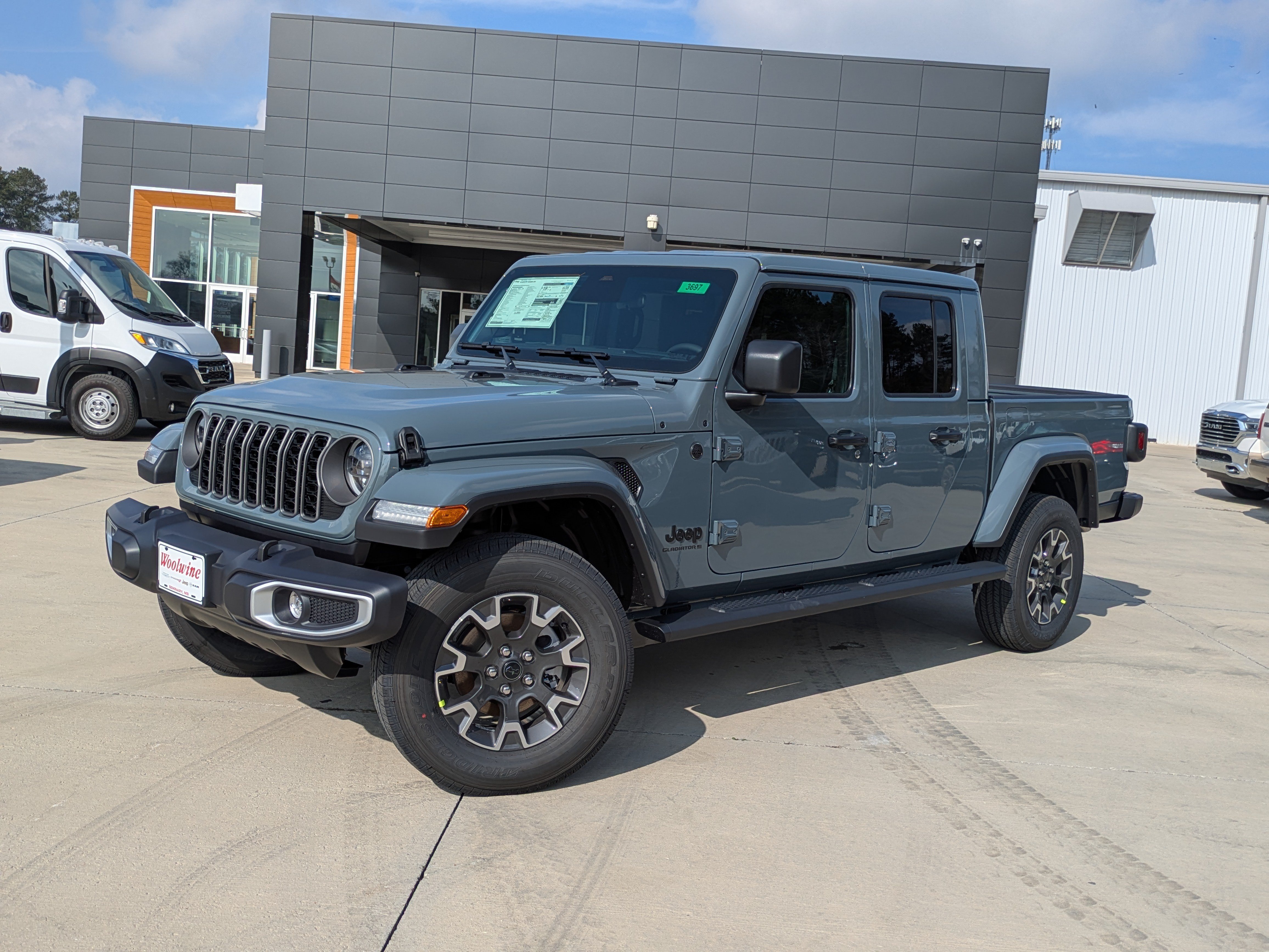 New 2026 Jeep Gladiator Sport AWD/4WD image 4