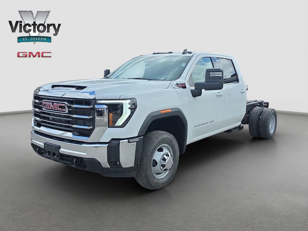 New 2026 GMC Sierra 3500 SLE w/ SLE Convenience Package AWD/4WD image 3