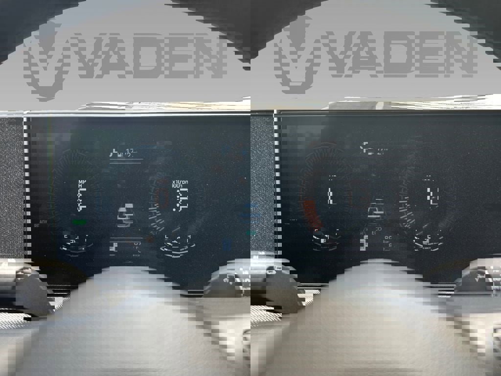 New 2025 Hyundai Sonata SEL image 3