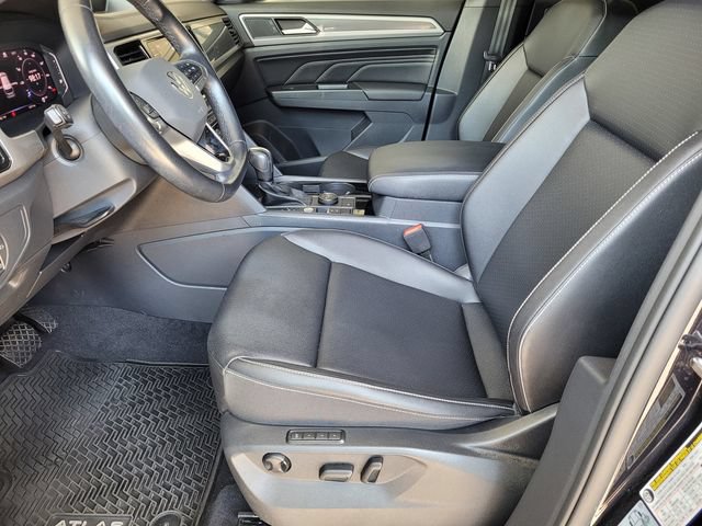Used 2020 Volkswagen Atlas Cross Sport SEL AWD/4WD image 17