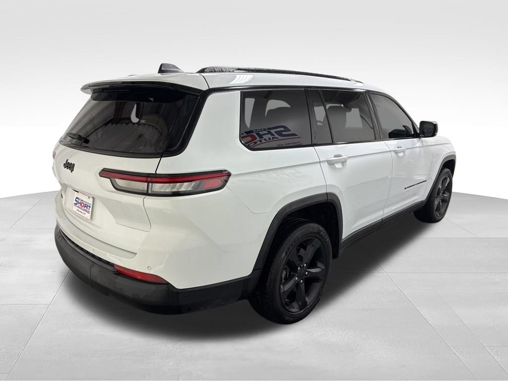 Used 2025 Jeep Grand Cherokee L Altitude AWD/4WD image 4