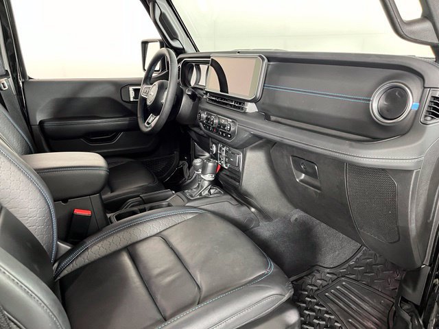 Used 2024 Jeep Wrangler High Altitude AWD/4WD image 46
