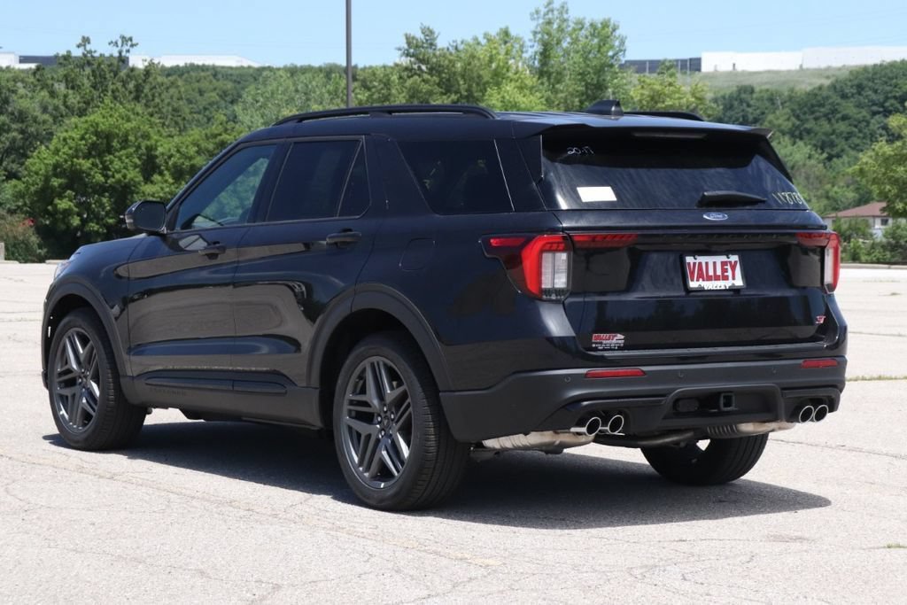 New 2026 Ford Explorer ST w/ Sun And Sound Package AWD/4WD image 6
