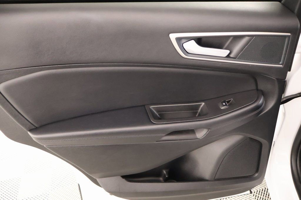 Used 2024 Ford Edge SEL image 16