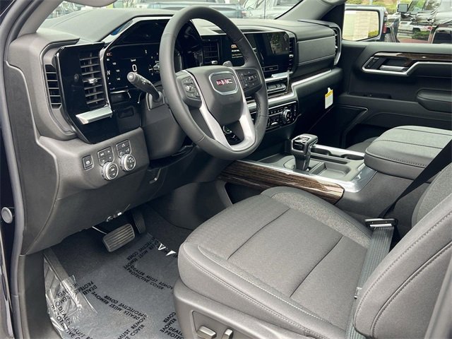 New 2026 GMC Sierra 1500 Elevation w/ LPO, Elevation Black Package image 9
