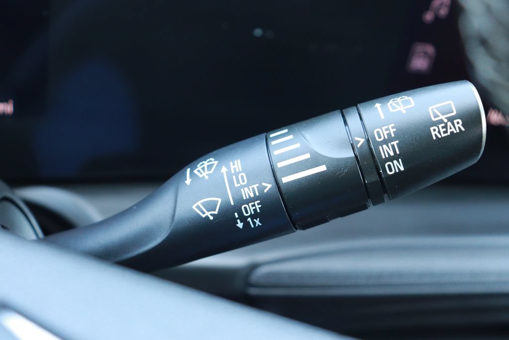 Used 2025 Buick Encore GX Preferred FWD image 22