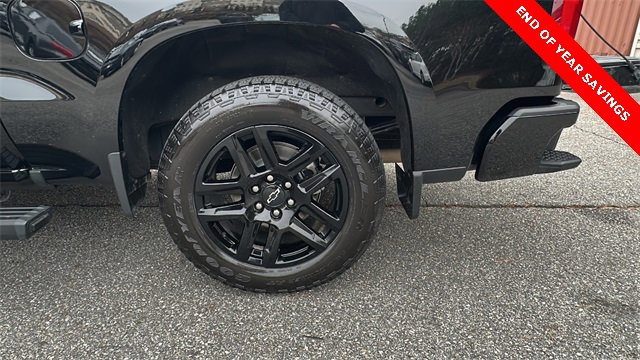 Used 2024 Chevrolet Silverado 1500 High Country w/ Midnight Edition image 19