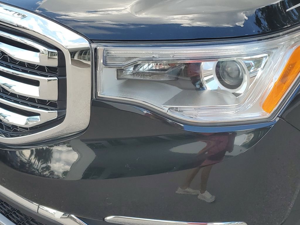 Used 2019 GMC Acadia SLT FWD image 10