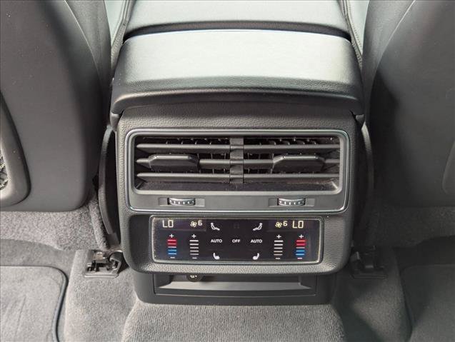 Used 2021 Audi Q7 2.0T Premium Plus w/ Executive Package AWD/4WD image 16
