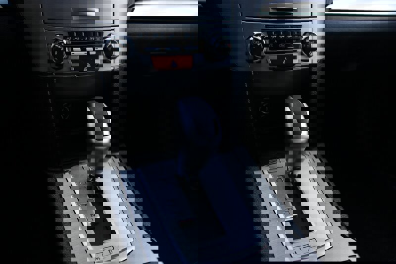 Used 2011 Subaru Legacy 2.5i Premium w/ All-Weather Pkg AWD/4WD image 8