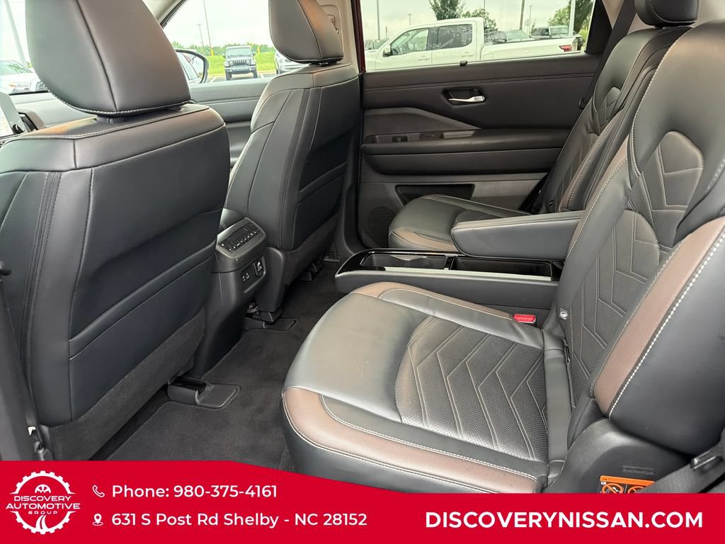 Certified 2023 Nissan Pathfinder Platinum AWD/4WD image 33