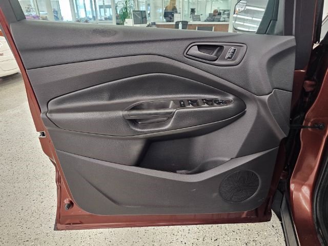 Used 2018 Ford Escape S image 24