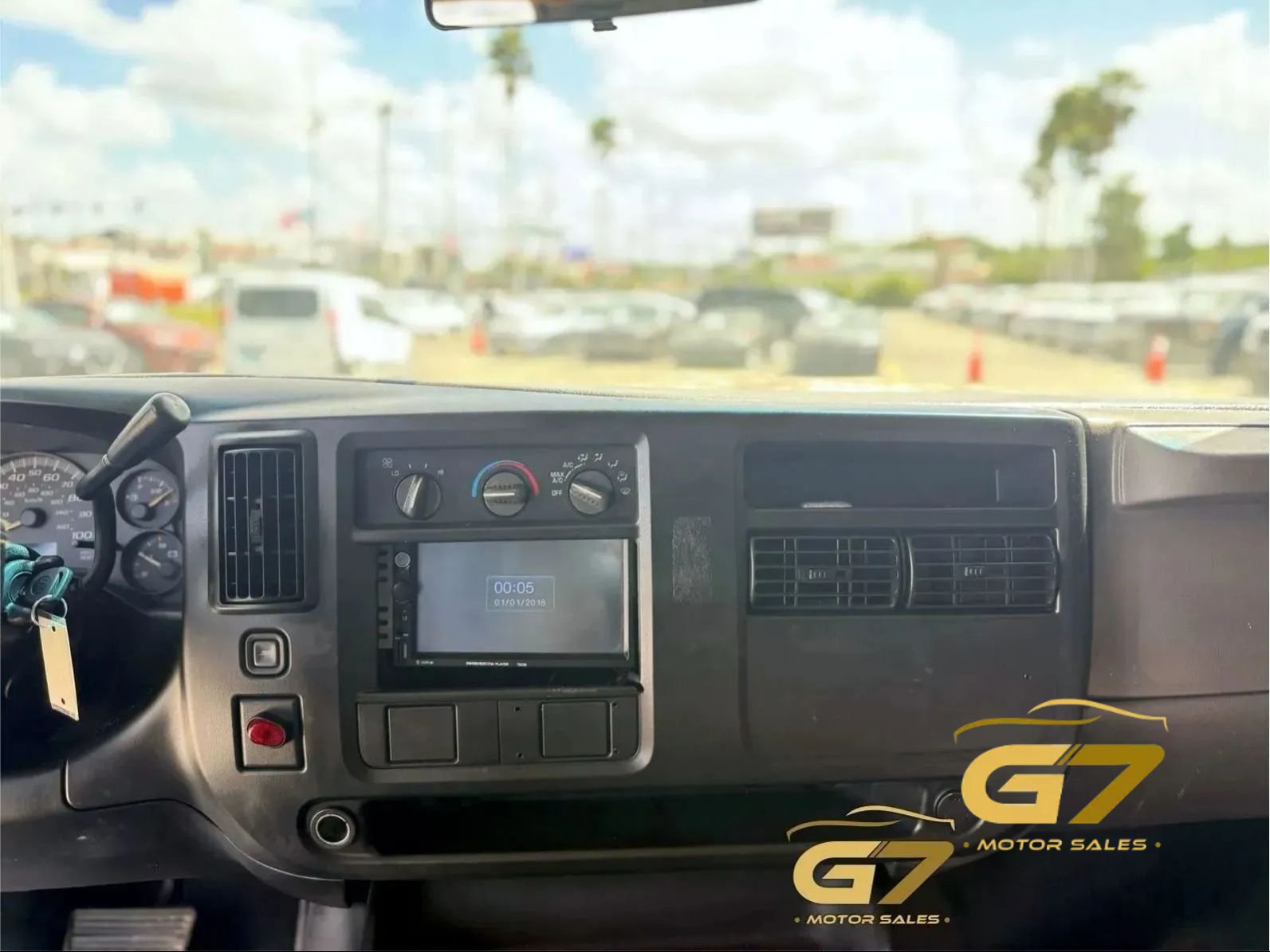 Used 2005 Chevrolet Express 1500 RWD image 9