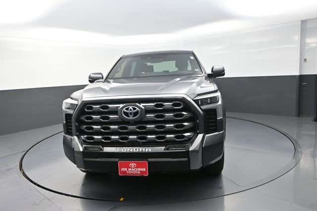 Used 2024 Toyota Tundra Platinum AWD/4WD image 39