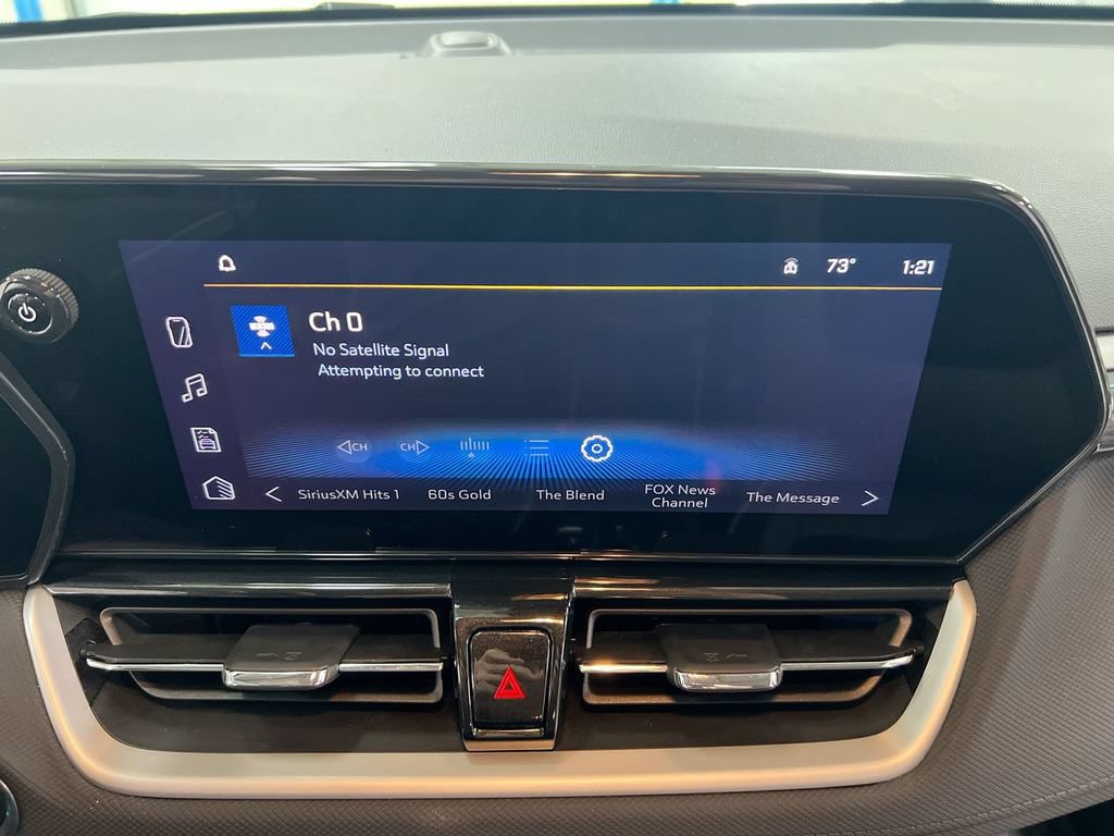 Used 2024 Chevrolet TrailBlazer LT w/ Convenience Package FWD image 14