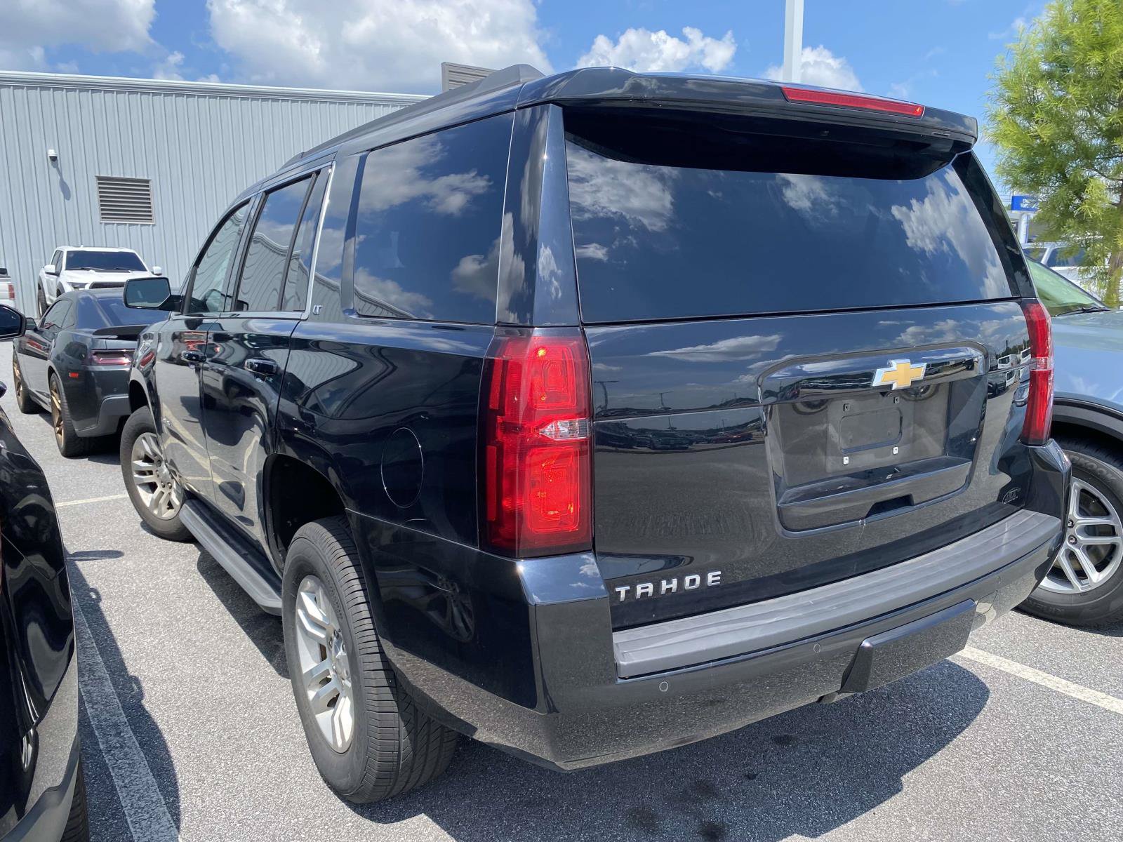 Used 2019 Chevrolet Tahoe LT AWD/4WD image 5