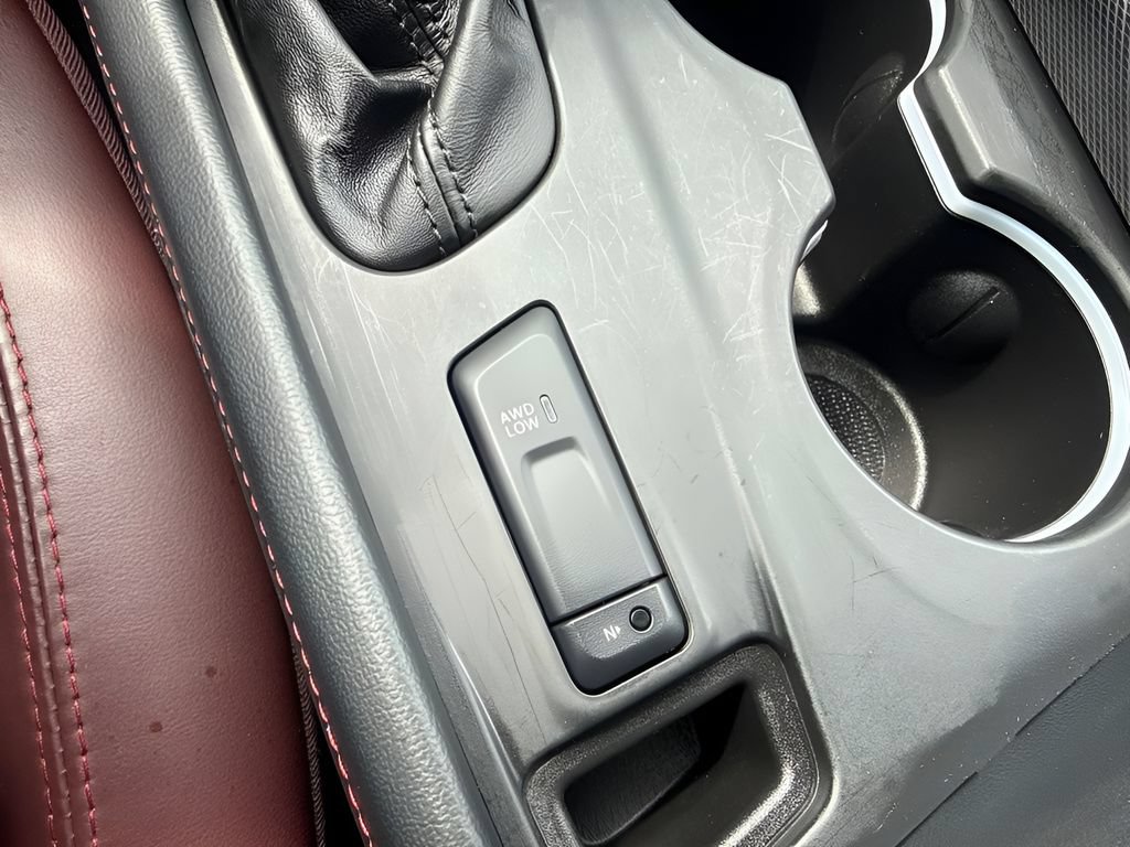 Used 2025 Dodge Durango R/T AWD/4WD image 15