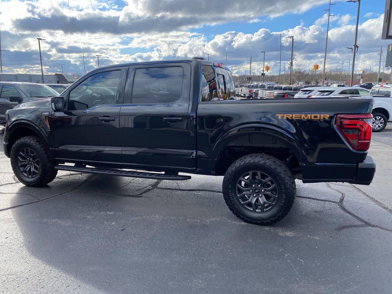 Used 2024 Ford F150 Tremor w/ Bed Utility Package image 7