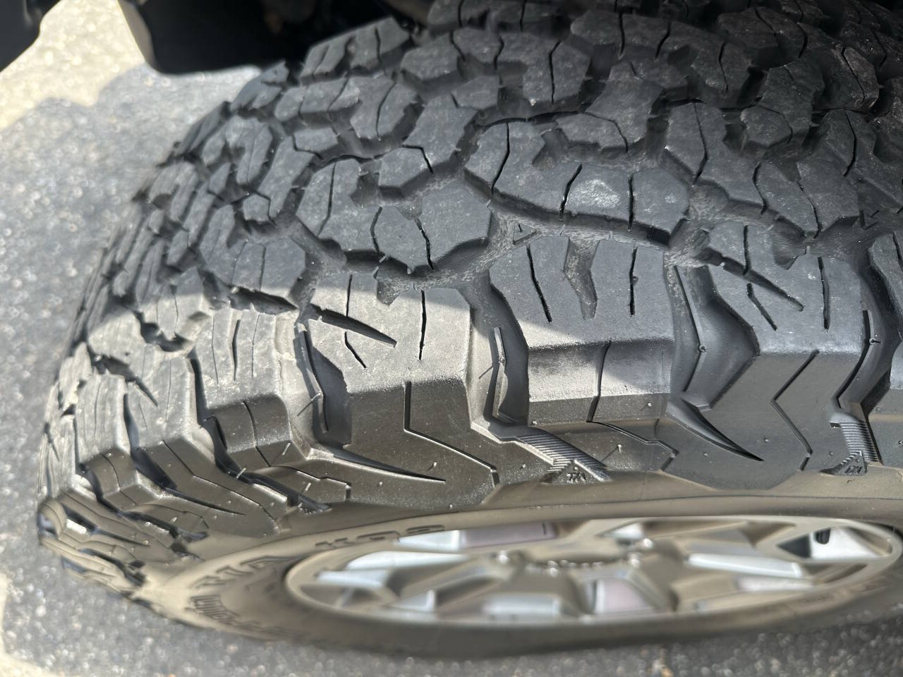 Used 2013 Jeep Wrangler Rubicon w/ Connectivity Group AWD/4WD image 17