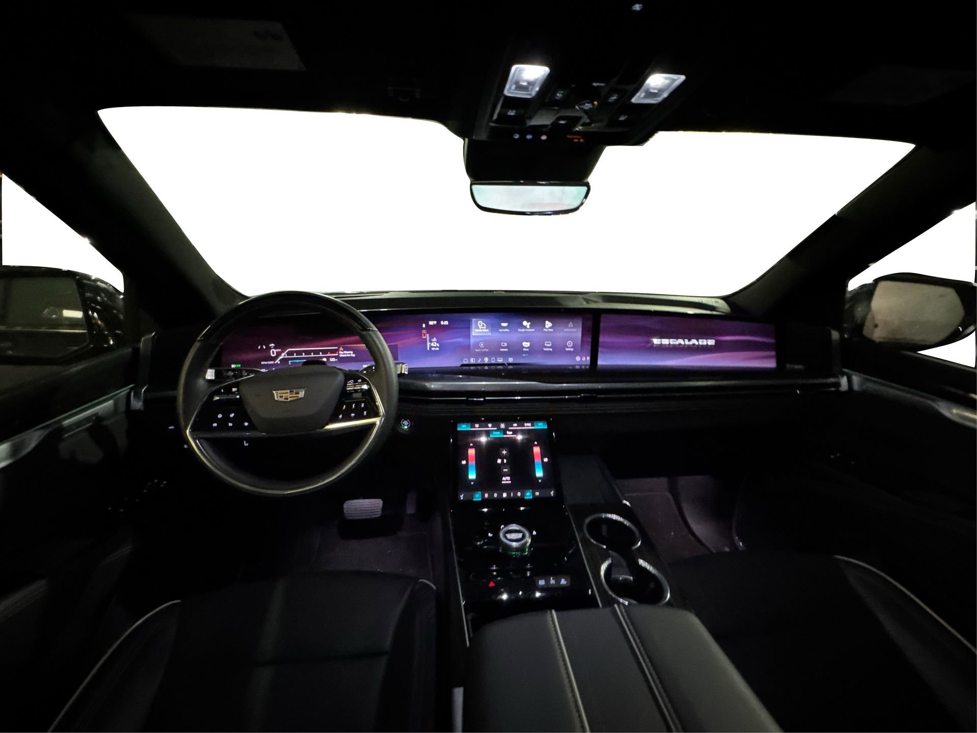 Used 2025 Cadillac Escalade Premium Luxury image 26