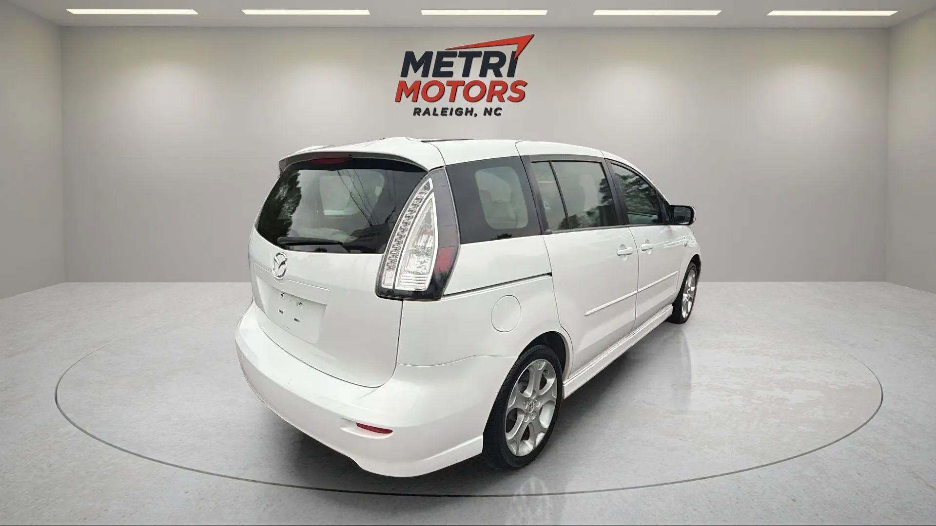 Used 2009 MAZDA MAZDA5 Grand Touring image 3