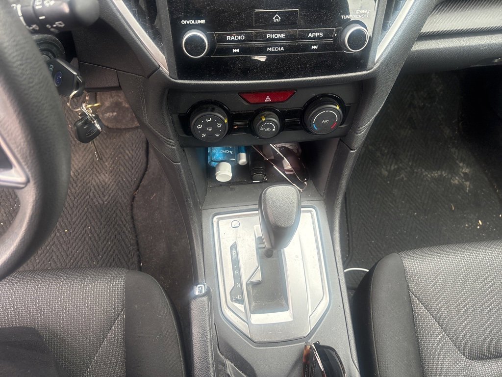 Used 2017 Subaru Impreza 2.0i image 4