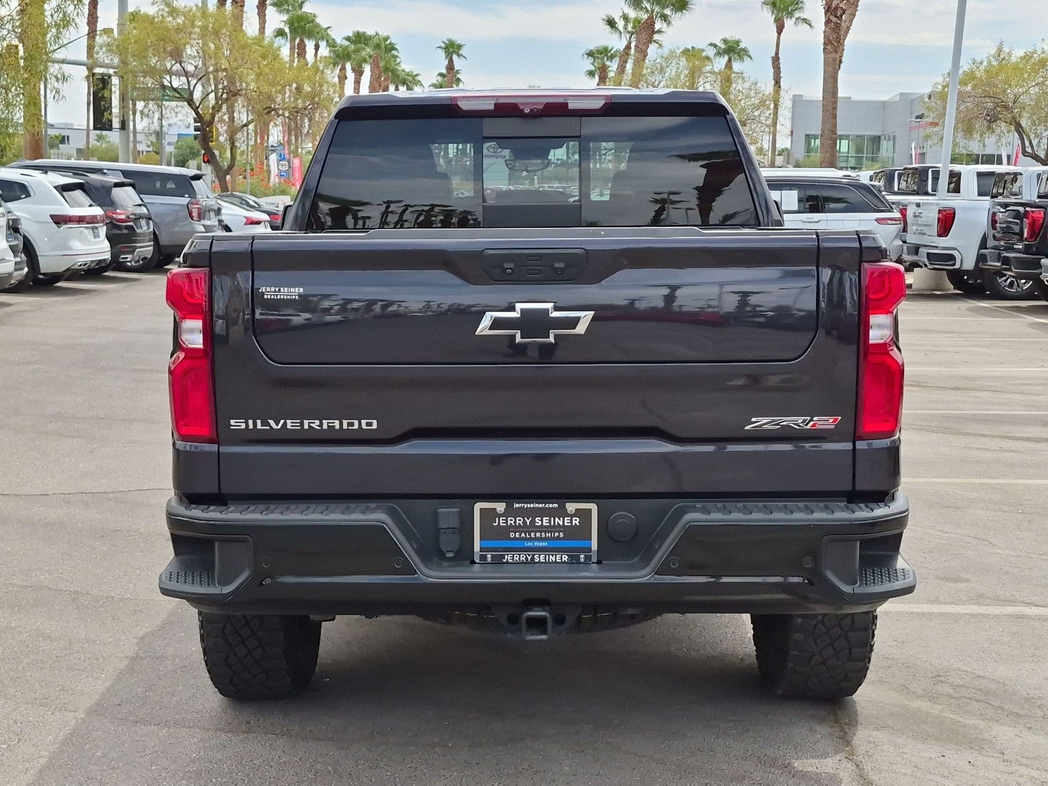 Certified 2022 Chevrolet Silverado 1500 ZR2 w/ Technology Package AWD/4WD image 4