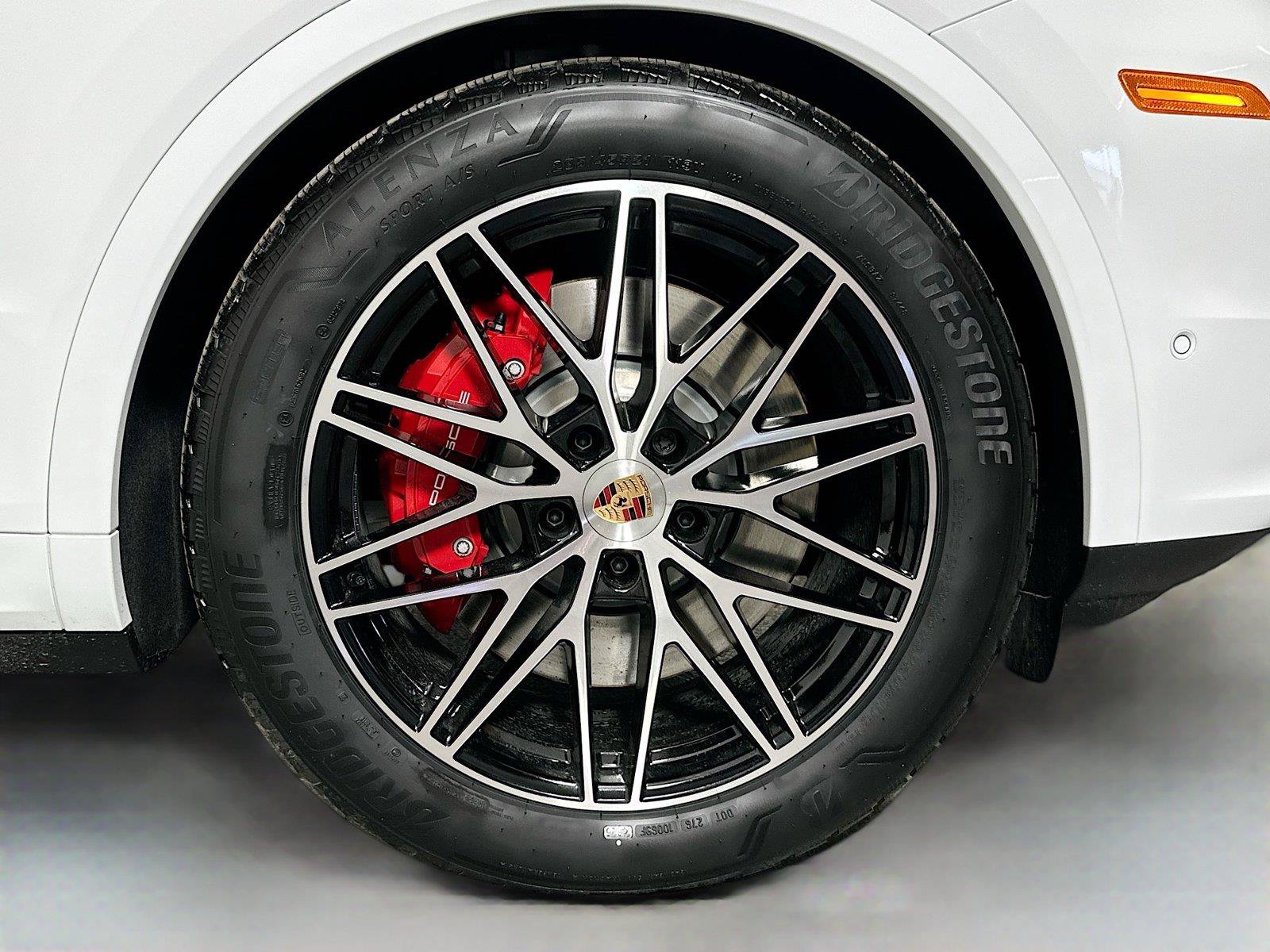 Used 2026 Porsche Cayenne S AWD/4WD image 14