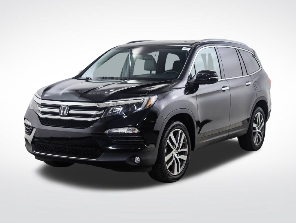Used 2018 Honda Pilot Touring image 1